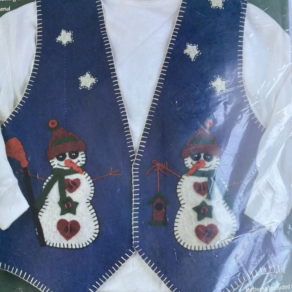 Dimensions Vests Stars 'N Snowmen Christmas Holiday Craft Kit Pattern Size S-XXL